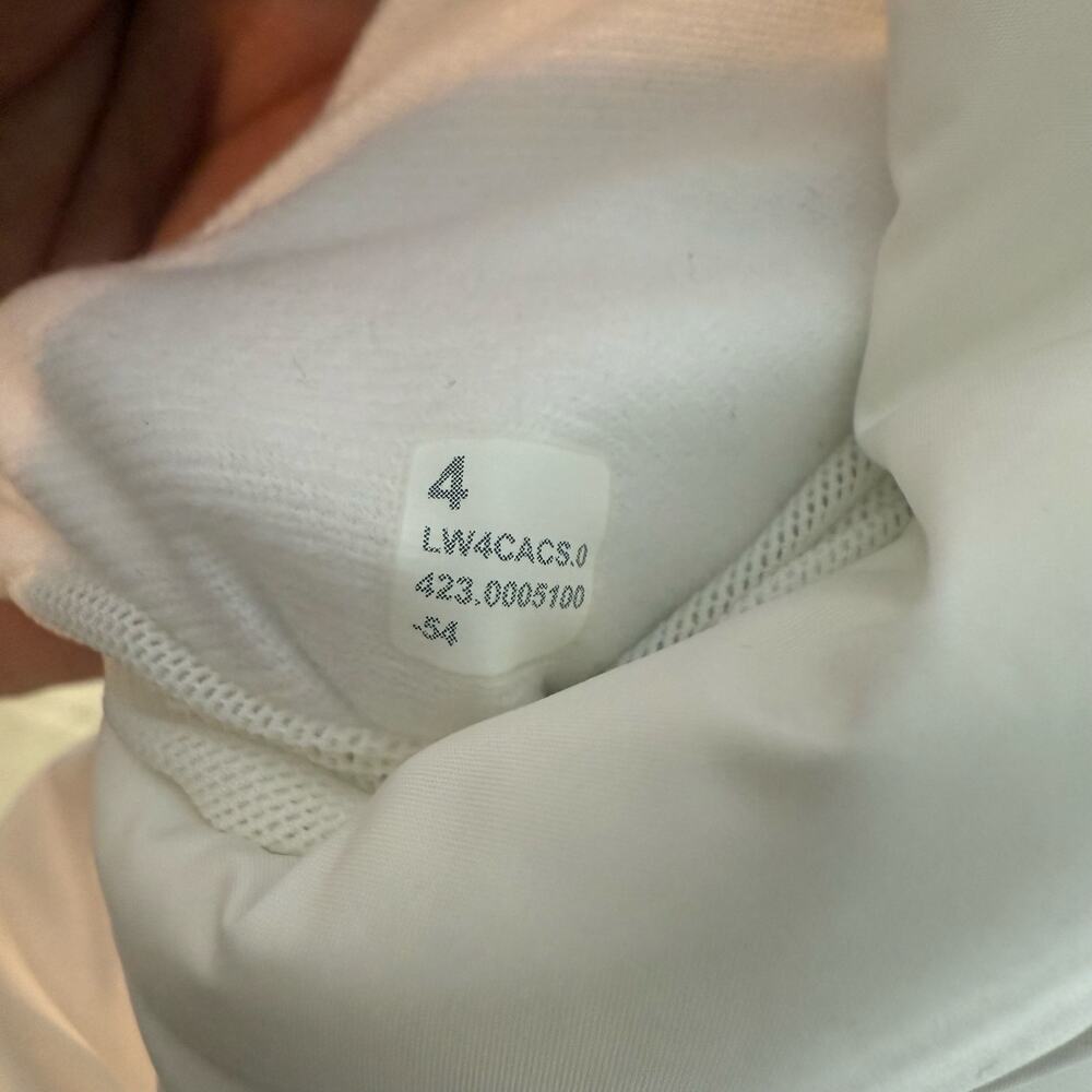 Lululemon Wunder Puff Jacket in White - Picture 8 of 9
